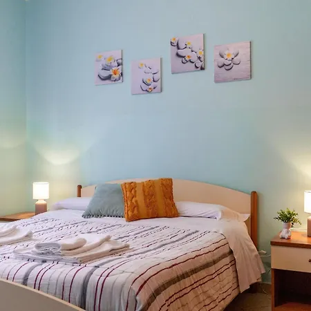 Italian Experience - Sea Apartment Porto Recanati