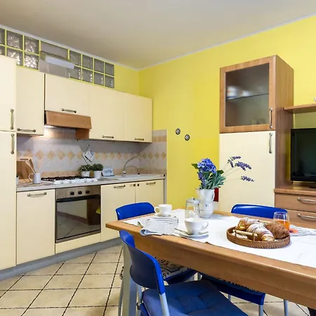 Italian Experience - Sea * Porto Recanati